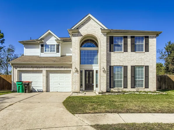 727 Pine Thicket Ct, Spring, TX 77373