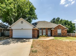 2002 Summerwind Ct, Denton, TX 76209