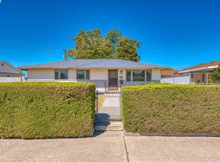 1924 N 14th Ave, Pasco, WA 99301