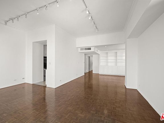 4th image of 10501 Wilshire Blvd Unit 2003