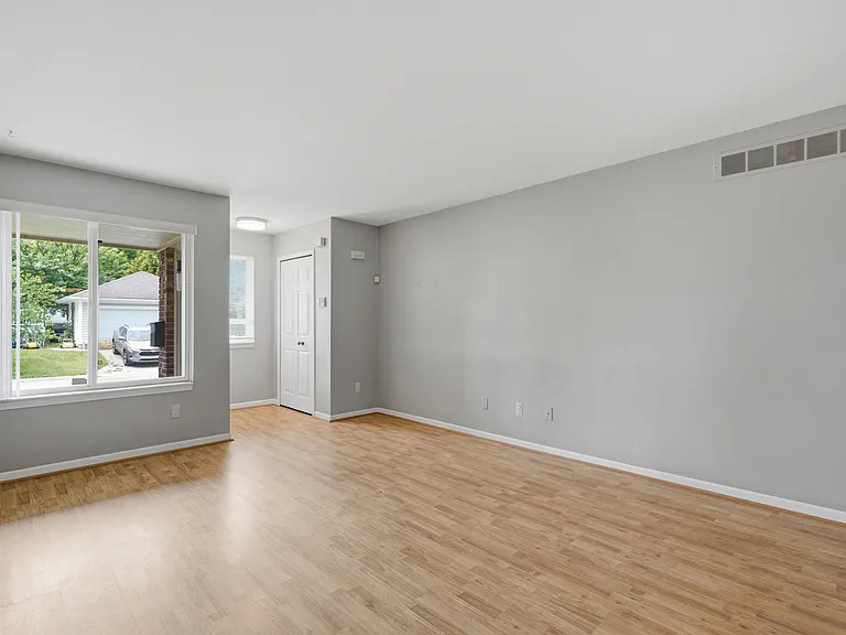 107 Hacker St — Photo 11