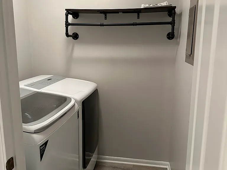 1st floor laundry
Samsung washer and dryer