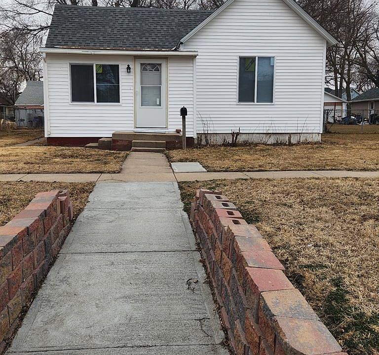 1st image of 308 S Garfield Ave