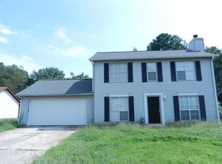 5465 Fox Valley Ln, Stone Mountain, GA 30088