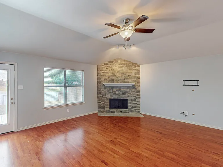 11501 Lauren Way — Photo 26