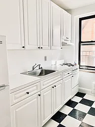 Rented by Arwell Realty