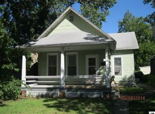 1028 NE Quincy St, Topeka, KS 66608