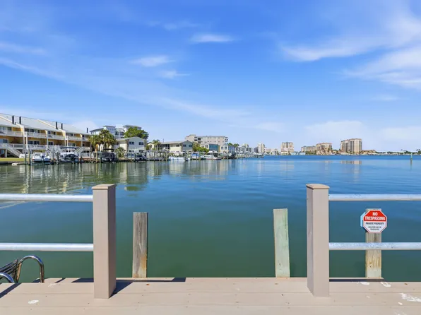 400 Larboard Way APT 105, Clearwater, FL 33767