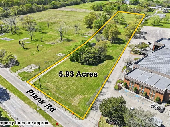 13691 Plank Rd, Baker, LA 70714