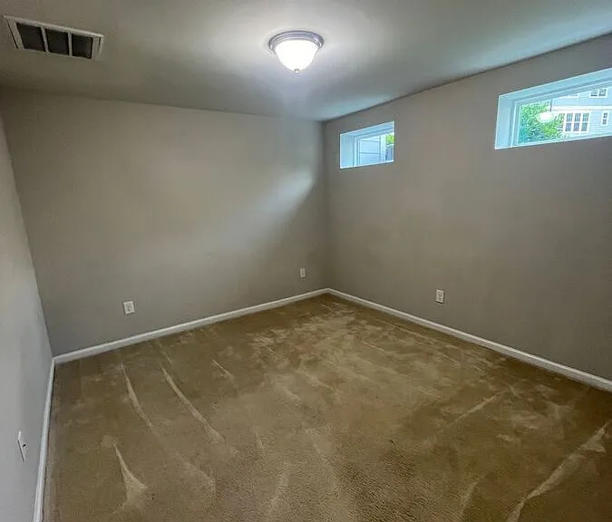 1423 Salem Creek Dr — Photo 16
