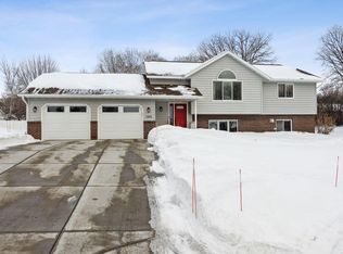 1404 Schooners End, Sauk Rapids, MN 56379