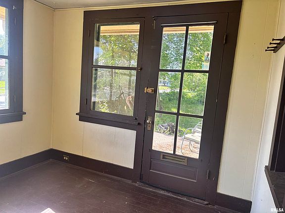 3rd image of 216 N Normal St