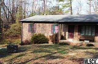 4th image of 2460 W Lenoir Dr