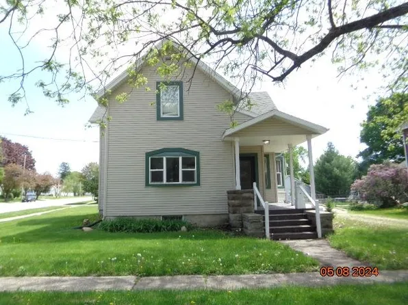 327 Allen St, Clinton, WI 53525