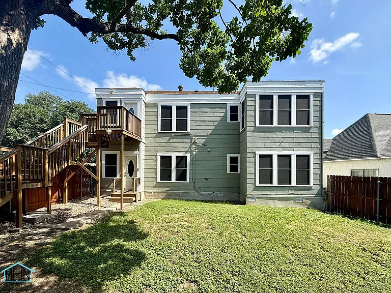 1344 Fulton Ave — Photo 18