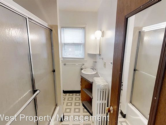 5th image of 601 N 27th Ave W APT A