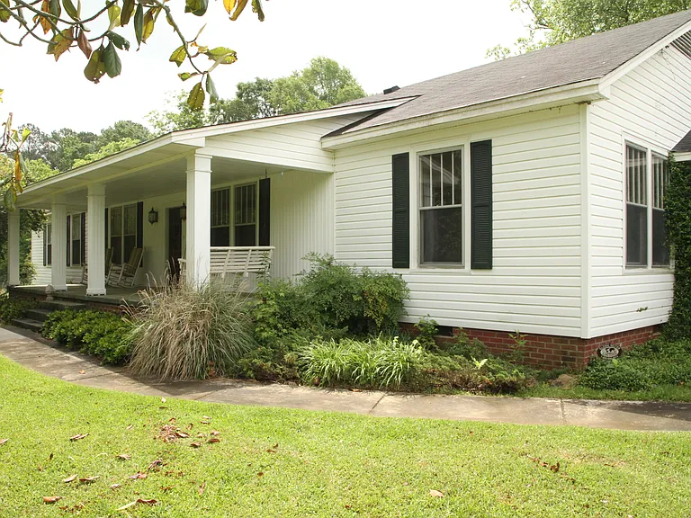 Brandon farm house rental