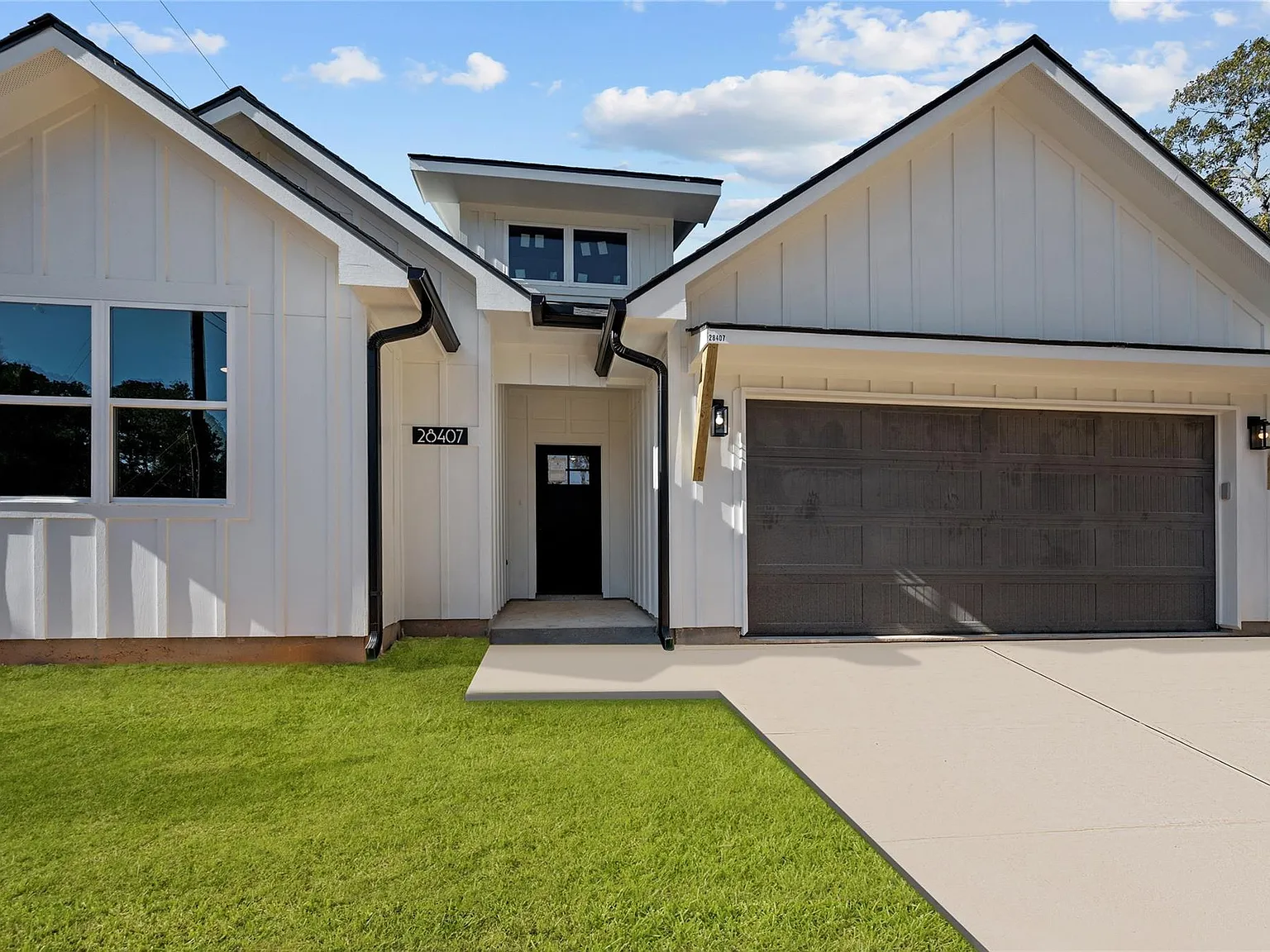 3 bed, 2.0 bath, 1497 sqft, $2,300 — Photo 4
