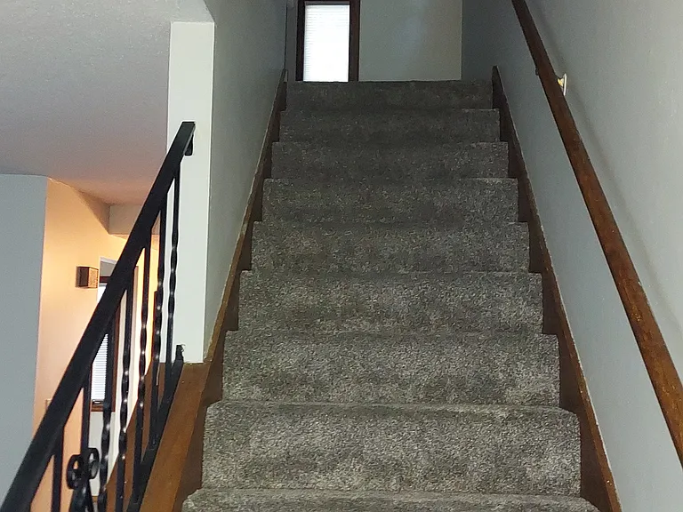 1908 S Marday Ave — Photo 15