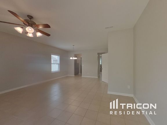 2nd image of 912 Little Dog Ln
