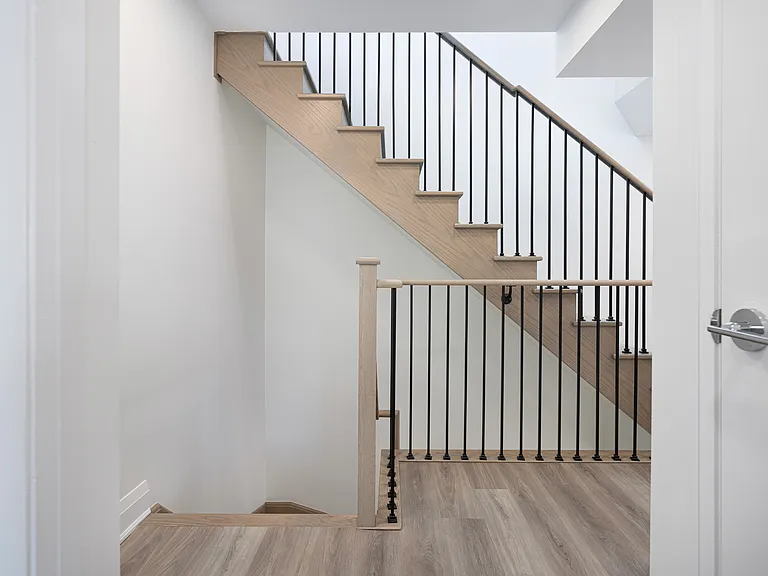 600 Brookdale Ave #1 — Photo 6