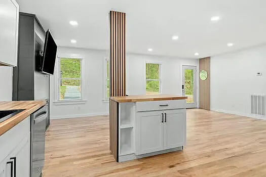 20 Moon St — Photo 10