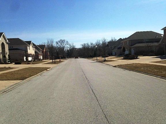 3rd image of 15157 Forestview Ln