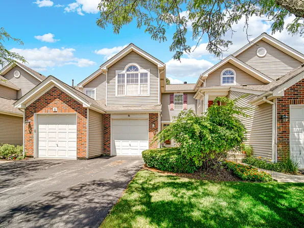 6 Waverly Ct, Algonquin, IL 60102