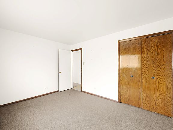 4th image of 518 Jeffery Ave