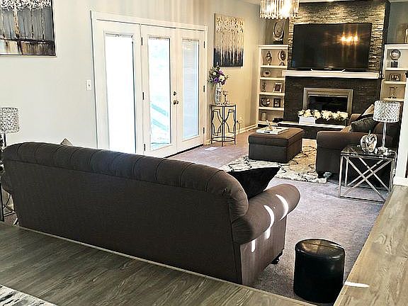 Sunk in living room 32x11