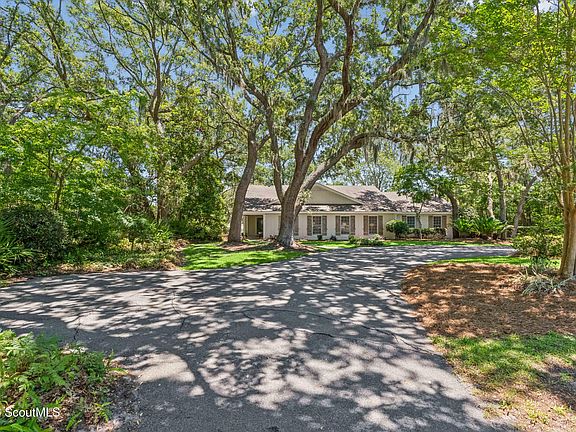 2nd image of 1402 S Windward Dr