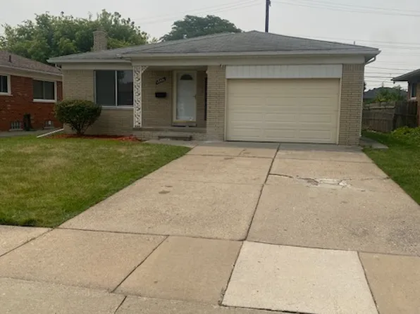 15396 Juliana Ave, Eastpointe, MI 48021