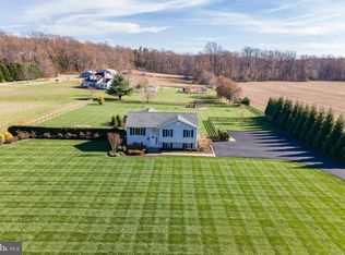 3229 Beards Point Rd, Davidsonville, MD 21035