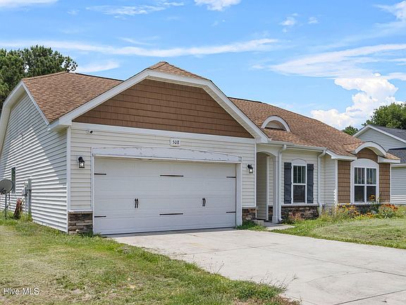 3rd image of 508 Pepperwood Lane