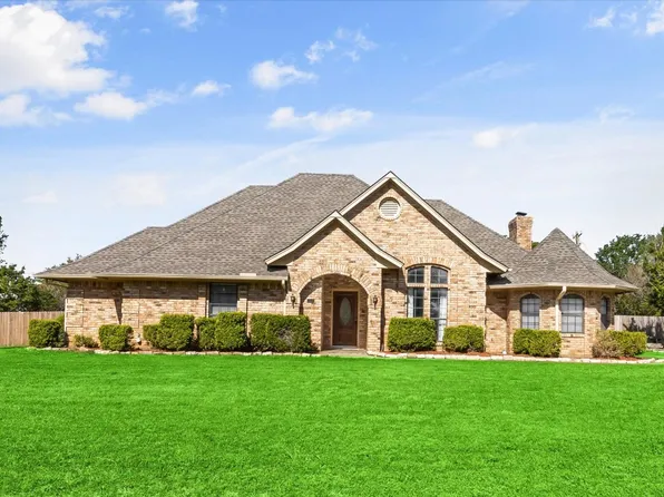 2717 N Hill Ter, Cleburne, TX 76031