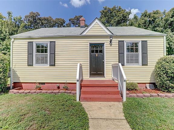 3rd image of 5617 Chesterwood Dr