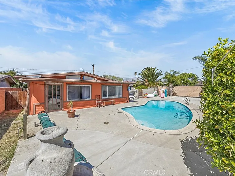 9417 Mango Ave — Photo 29