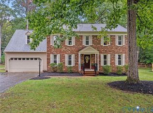 5705 Oak Knoll Ln, Midlothian, VA 23112