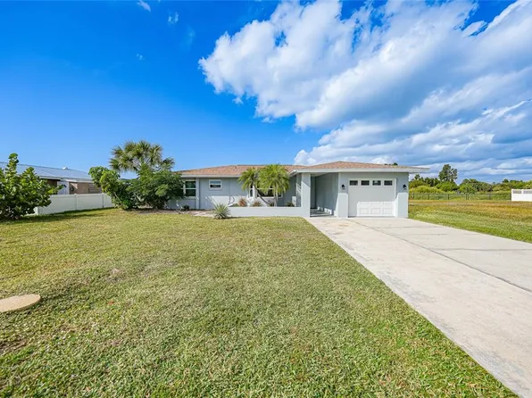 46 Oakland Hills Ct, Rotonda West, FL 33947