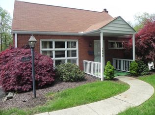 1306 Arrowood Dr, Pittsburgh, PA 15243
