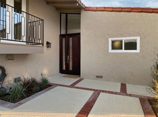 410 Vista Grande, Newport Beach, CA 92660
