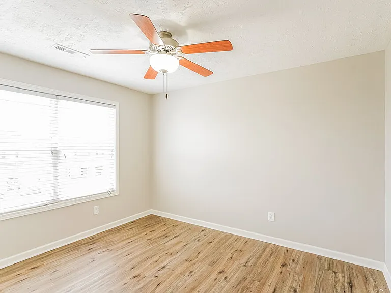 1020 Tammy Sue Ln — Photo 19