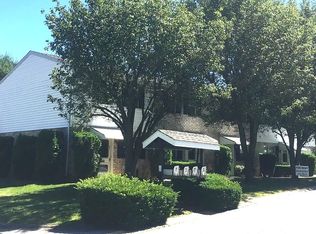 633 Green Meadows Dr #633, Dallastown, PA 17313