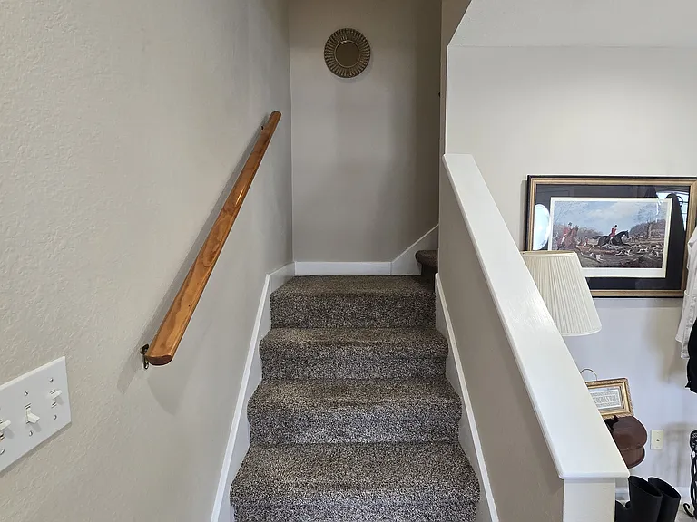147 Williamsburg Ave — Photo 7