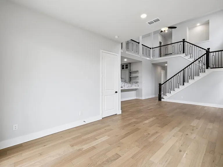 7243 Farley St — Photo 21