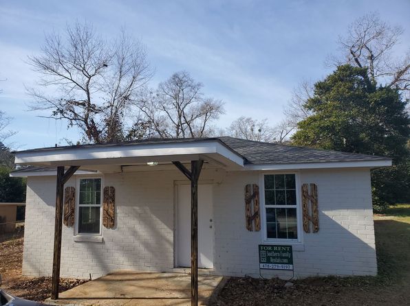 151 Circle Dr