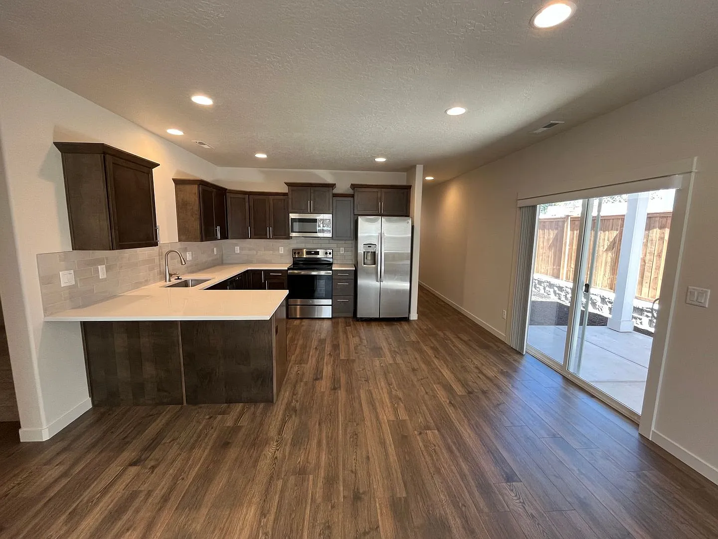 Newer Townhome in Midtown Bend with Deposit Special — Photo 4
