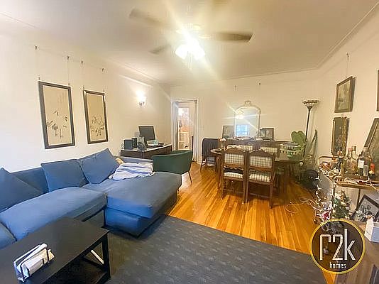 5th image of 3279 44th St #1E