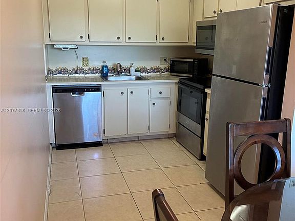4th image of 1251 SW 134th Way APT 405A