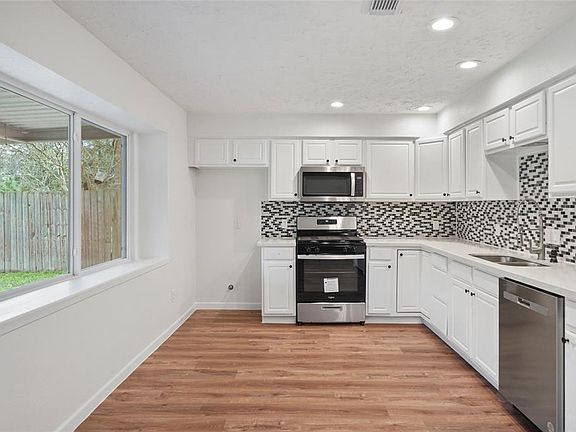 4th image of 5330 Forest Timbers Drive